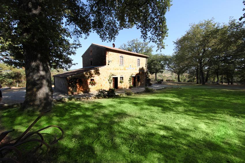 Agriturismo Torrenieri Da Alessandro 皮恩扎 外观 照片